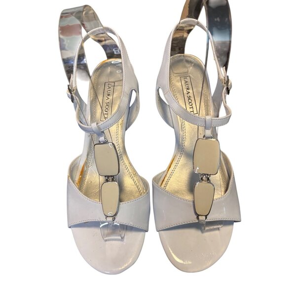 Laura Scott White Patent Leather Sandals With T-Strap Block Heel Size 8 - Picture 2 of 6